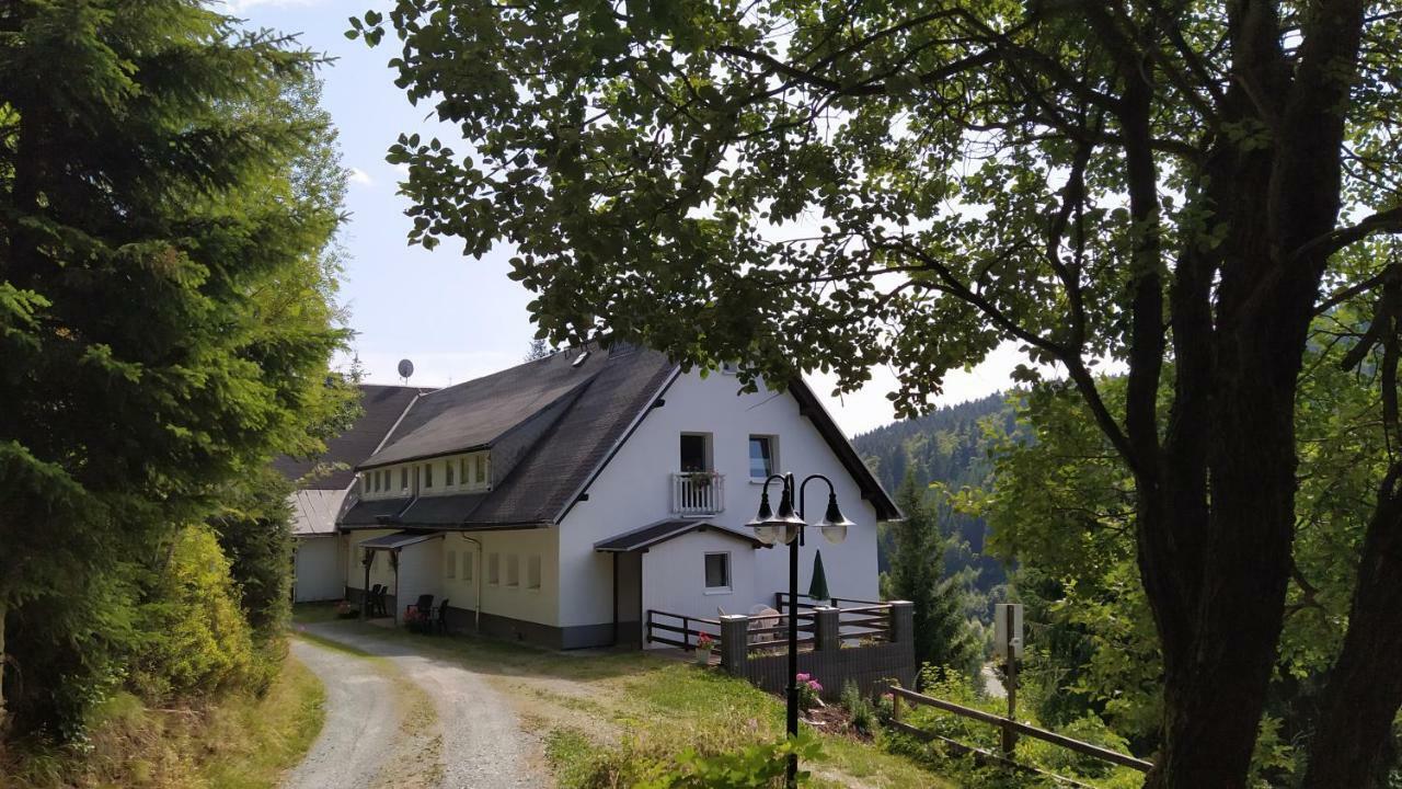 Greizer Kammhütte Gaststätte&Pension Klingenthal Exterior foto